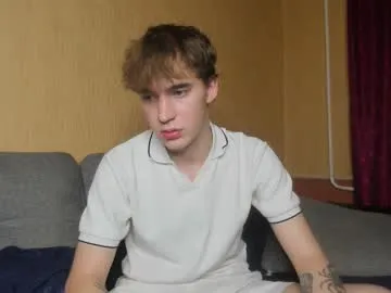 roxy_blue_eyed_ – webcam model profile photo Image 4