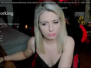 Wkatte – webcam model profile photo Image 13