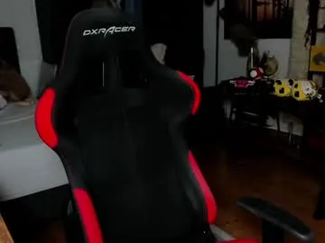 Wkatte – webcam model profile photo Image 3