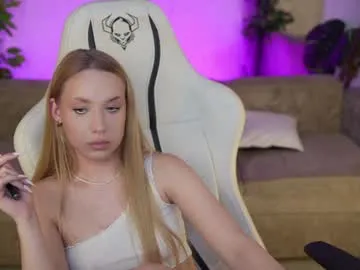 RomanticCouple432 – webcam model profile photo Image 10