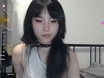 sigmasian – webcam model profile photo Image 5