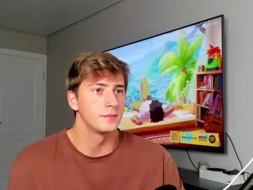 kimkatyrides – webcam model profile photo Image 12