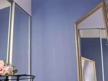 MissLMrJ – webcam model profile photo Image 9