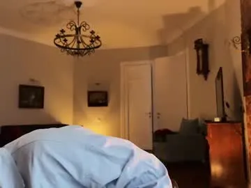 _Alicee_1 – webcam model profile photo Image 2