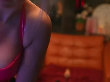 Ravishing_Roma profile photo Image 15