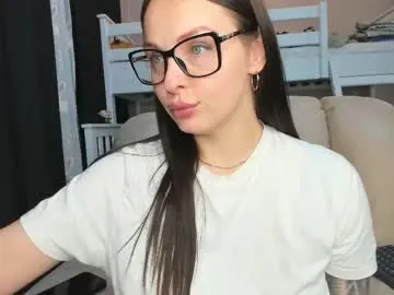 alana15 – webcam model profile photo Image 19