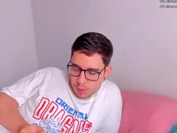 LuscousPussy – webcam model profile photo Image 4