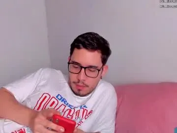 LuscousPussy – webcam model profile photo Image 7