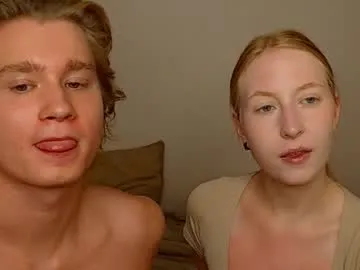 vivid_girls – webcam model profile photo Image 9