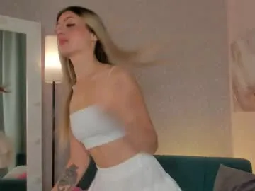 Litzy1_ – webcam model profile photo Image 2