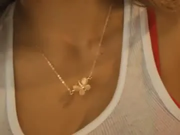 Nicoleevien – webcam model profile photo Image 13