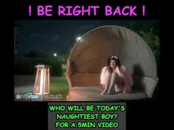 curvyflawless – webcam model profile photo Image 15