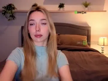 Real18sis_sex_sis – webcam model profile photo Image 4