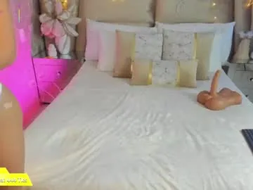 RollDolls – webcam model profile photo Image 7