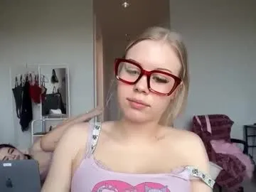 monika_reed1 profile photo Image 16