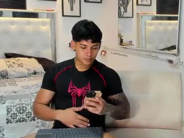 crystal_bunny7 – webcam model profile photo Image 12