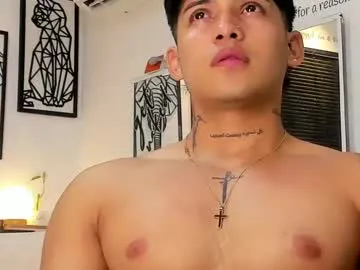 crystal_bunny7 – webcam model profile photo Image 16