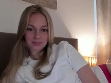 QueenNuttCollector profile photo Image 17