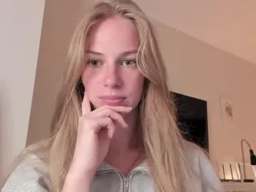 QueenNuttCollector profile photo Image 4