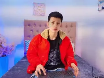 golden_girl_house – webcam model profile photo Image 13