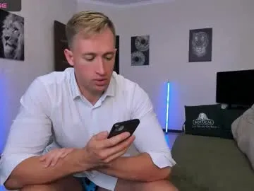 HOT-CUPAL22 – webcam model profile photo Image 13