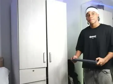 curvyflawless – webcam model profile photo Image 18