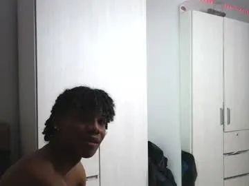 curvyflawless – webcam model profile photo Image 9