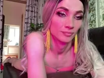 Nastybambi – webcam model profile photo Image 2