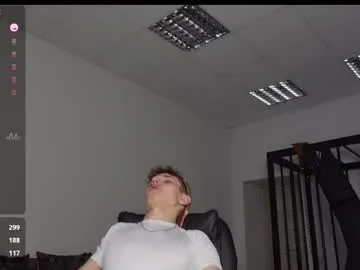 Suhu_love – webcam model profile photo Image 3