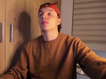 golden_girl_house – webcam model profile photo Image 3