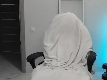 serena_willow – webcam model profile photo Image 9