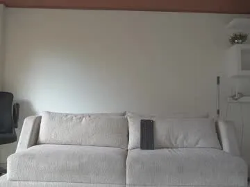 AngelBlushXXX – webcam model profile photo Image 11