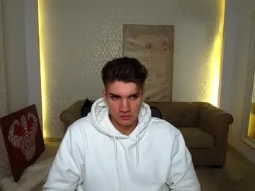 husa_Malikaa – webcam model profile photo Image 19