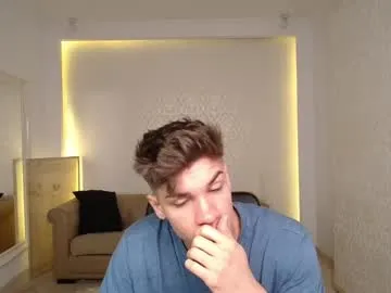 husa_Malikaa – webcam model profile photo Image 3