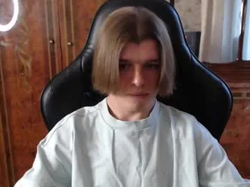 yummy_erika – webcam model profile photo Image 3