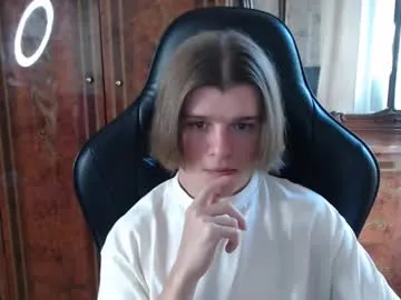 yummy_erika – webcam model profile photo Image 8