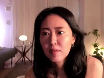 strip4faith – webcam model profile photo Image 12