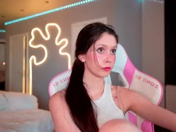 husa_Malikaa – webcam model profile photo Image 14