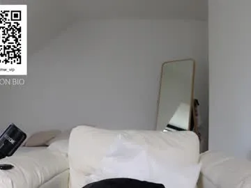 ReiningAffaire – webcam model profile photo Image 3