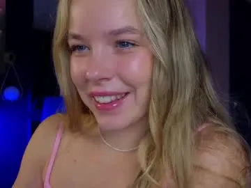 Real18sis_sex_sis – webcam model profile photo Image 10