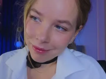 Real18sis_sex_sis – webcam model profile photo Image 15