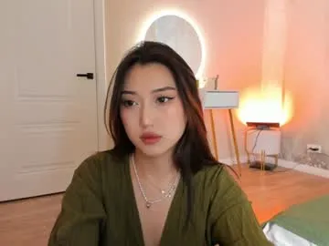 DollyTall – webcam model profile photo Image 8