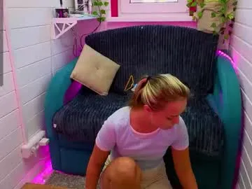 stefania_lerner – webcam model profile photo Image 14