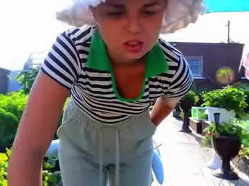 stefania_lerner – webcam model profile photo Image 3