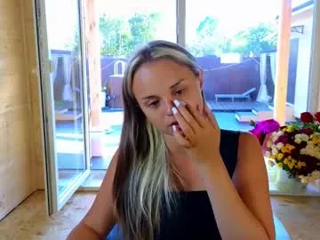 stefania_lerner – webcam model profile photo Image 4