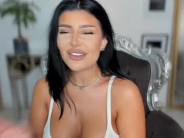 anli5 – webcam model profile photo Image 8