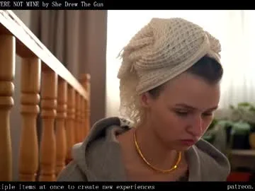 hornyshow_tv – webcam model profile photo Image 3