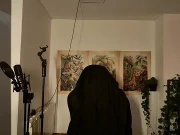 roxy_blue_eyed_ – webcam model profile photo Image 5