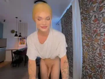 AKO_o0 – webcam model profile photo Image 14