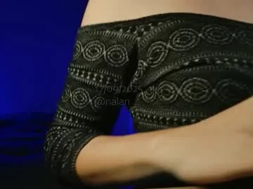 May-Squirt – webcam model profile photo Image 16